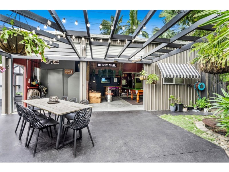 30 Irene Street, Wynnum QLD 4178