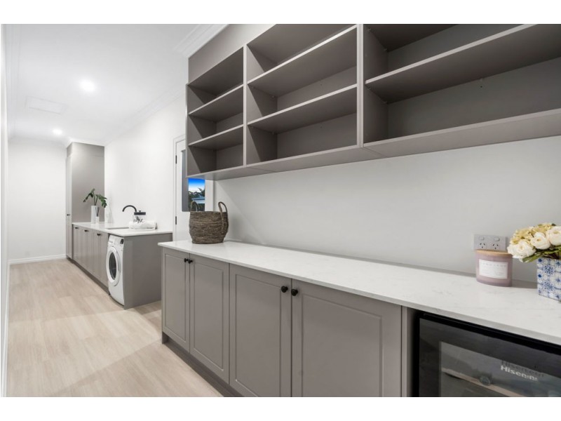 47 Thomas Street, Wynnum QLD 4178