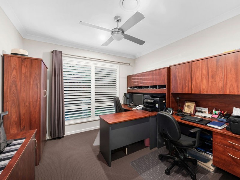 12 Catamaran Street, Manly West QLD 4179