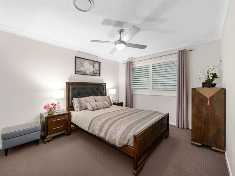 12 Catamaran Street, Manly West QLD 4179
