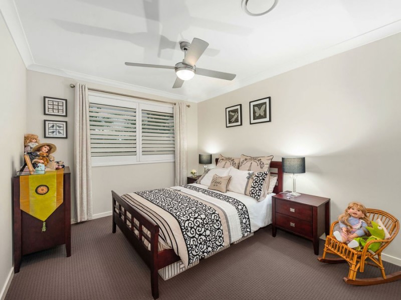 12 Catamaran Street, Manly West QLD 4179