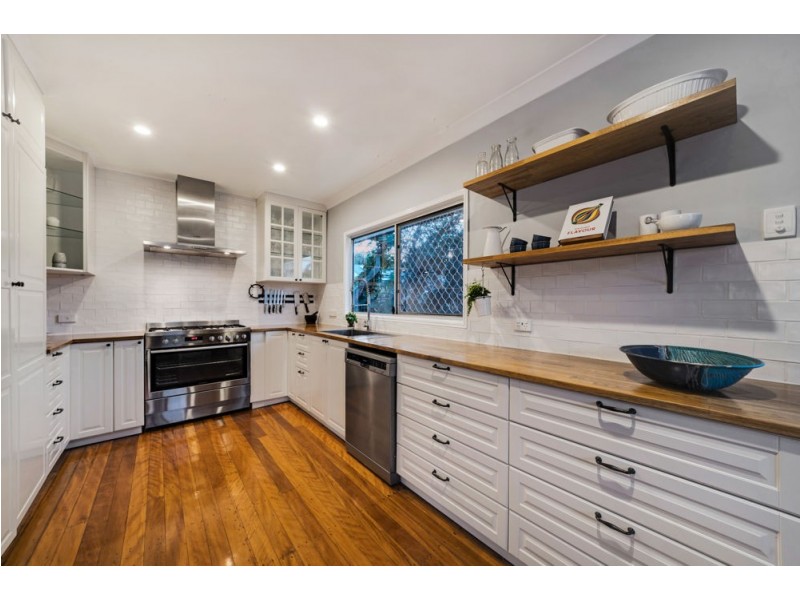 175 Wondall Road, Wynnum West QLD 4178