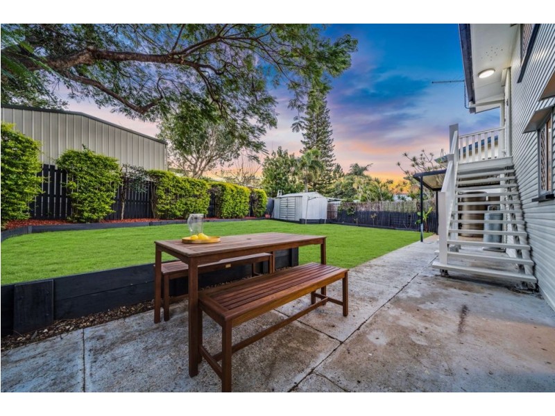 175 Wondall Road, Wynnum West QLD 4178