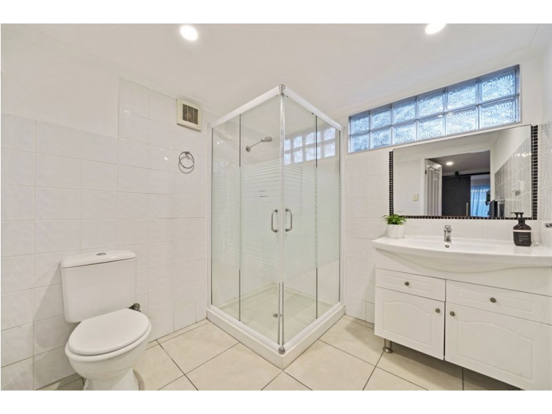 175 Wondall Road, Wynnum West QLD 4178