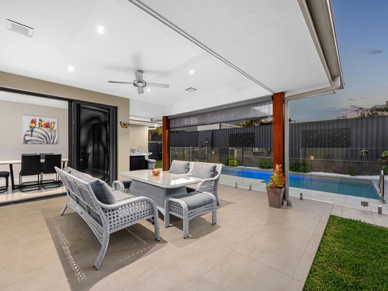 3 Lydia Place, Gumdale QLD 4154