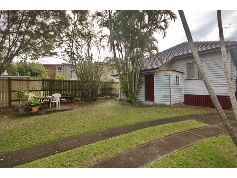 50 Allen Street, Wynnum QLD 4178