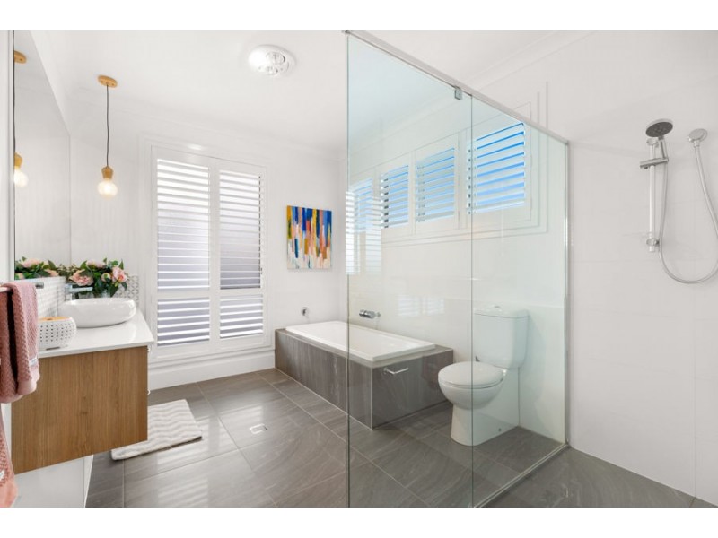 229 Wellington Street, Ormiston QLD 4160