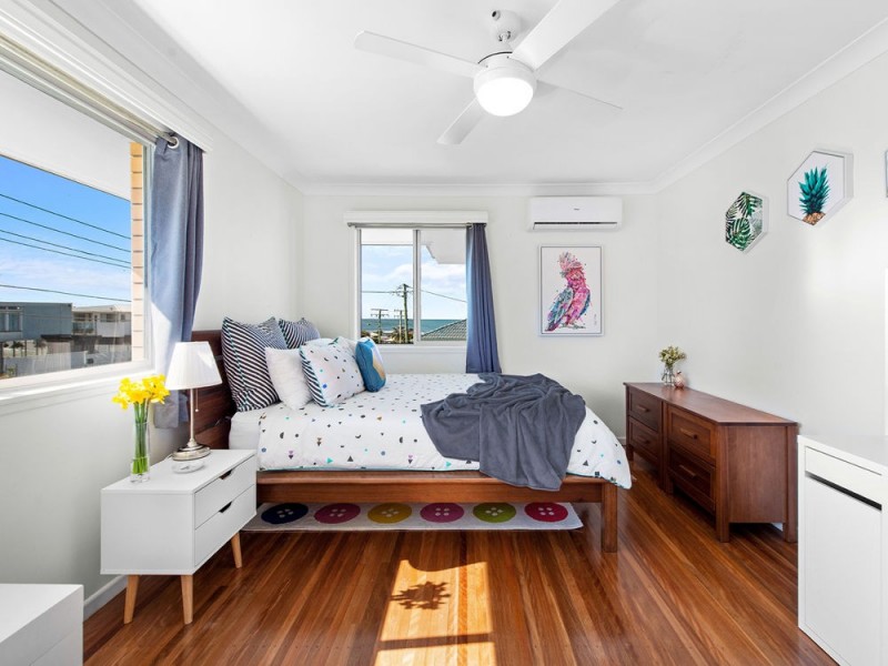 82 Alkoomie Street, Wynnum QLD 4178