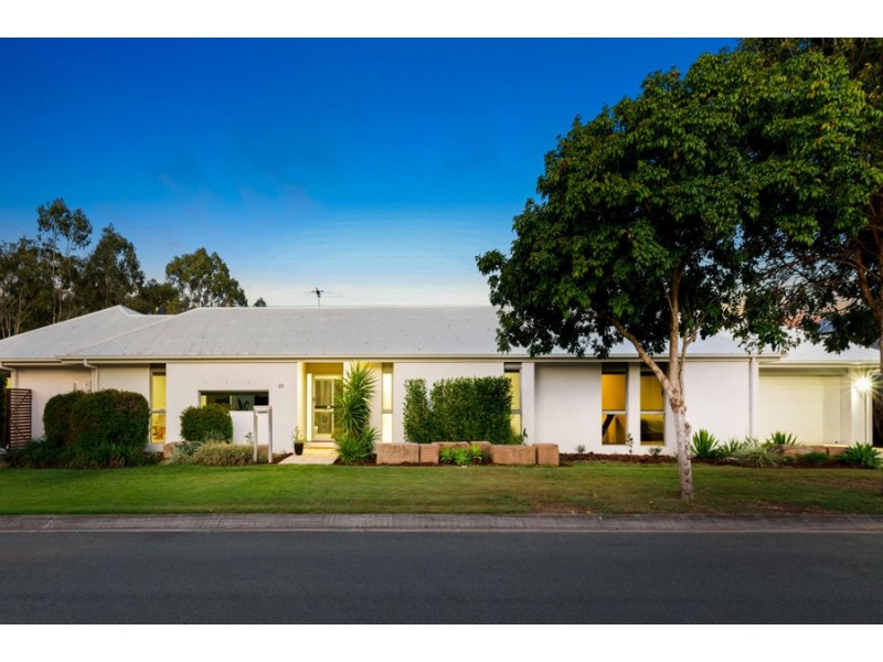 29 Watervale Parade, Wakerley QLD 4154