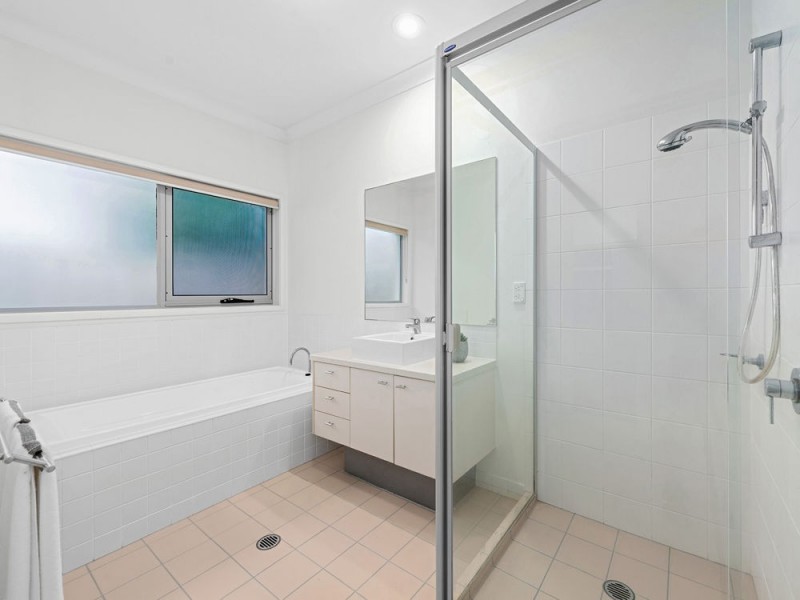 65 Torrens Crescent, Wakerley QLD 4154