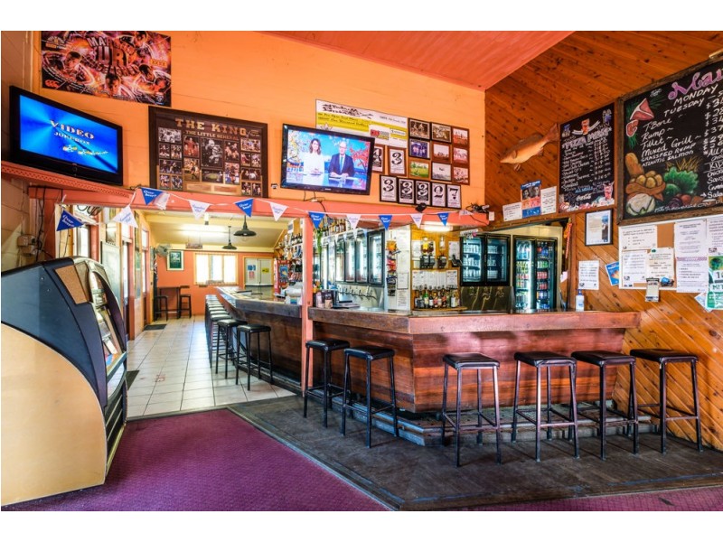 1-3 Buch Square, The Caves QLD 4702
