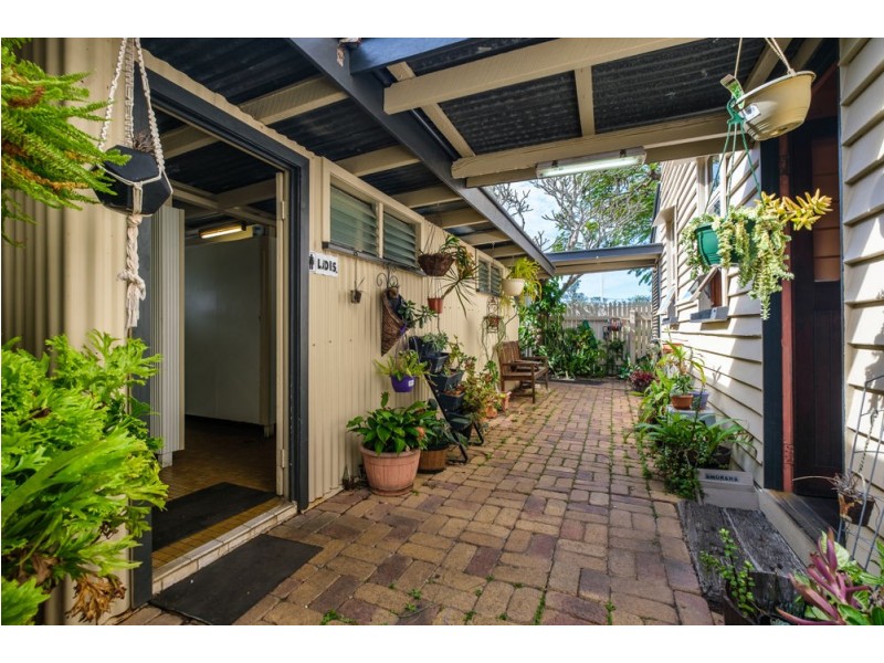 1-3 Buch Square, The Caves QLD 4702