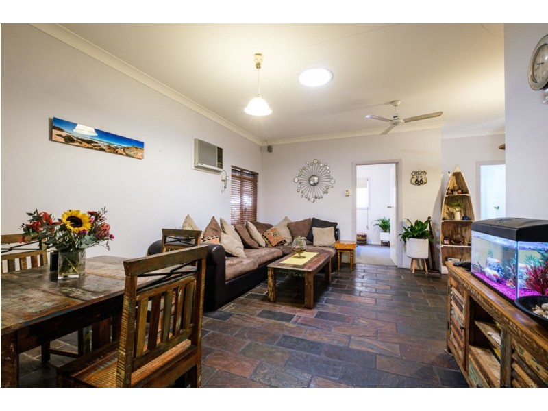1-3 Buch Square, The Caves QLD 4702