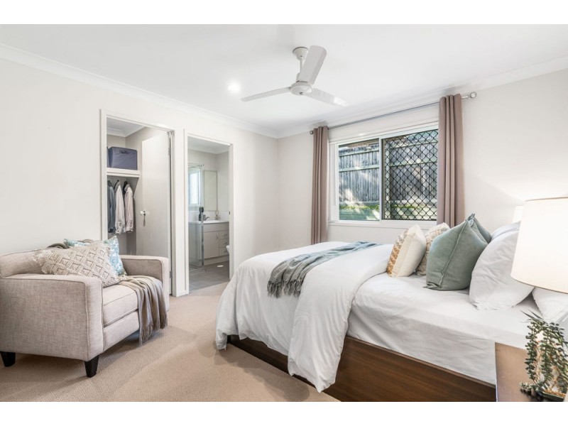 36 Friend Street, Wakerley QLD 4154