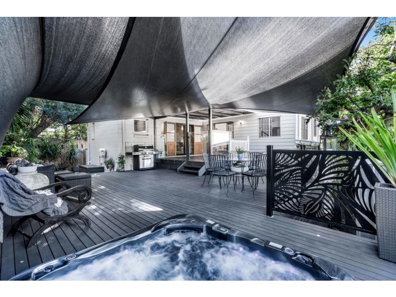 65 Kingsley Terrace, Wynnum QLD 4178