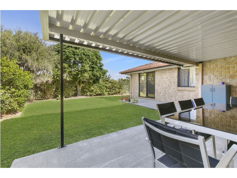 6 Holland Crescent, Wynnum West QLD 4178