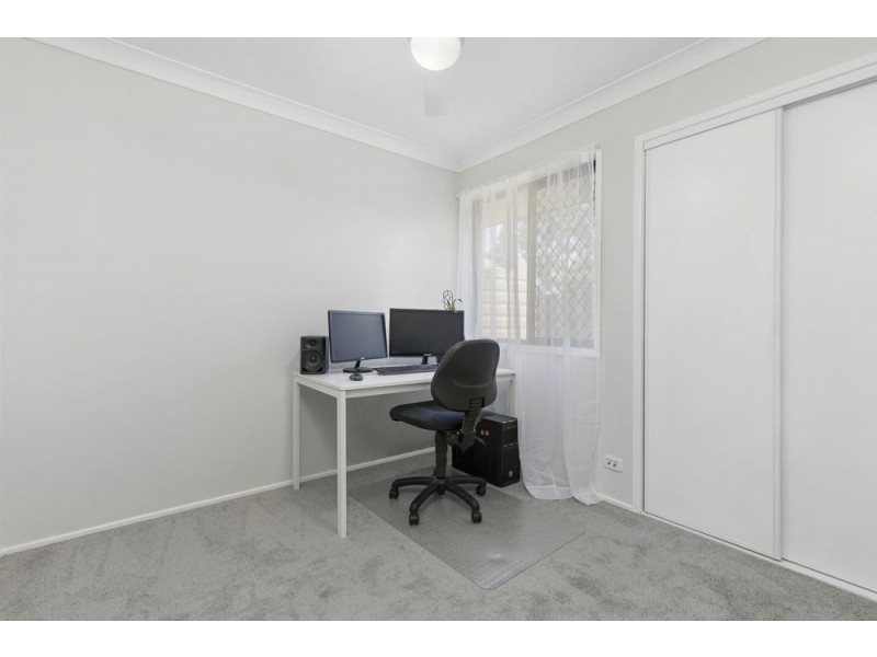 6 Holland Crescent, Wynnum West QLD 4178