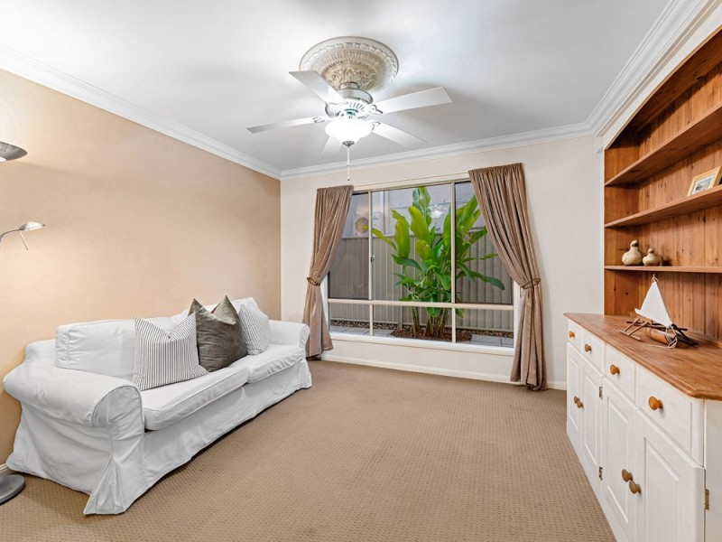 7 Nursery Place, Wakerley QLD 4154