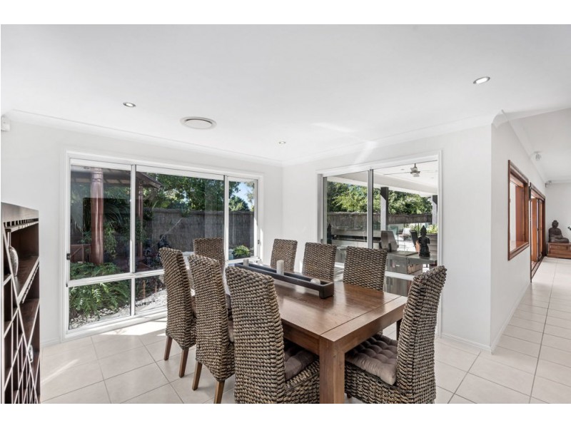 11 Aqua Court, Wakerley QLD 4154