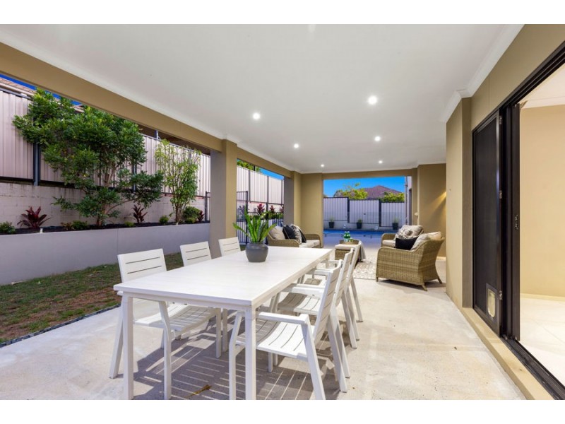 23 Senden Crescent, Manly West QLD 4179