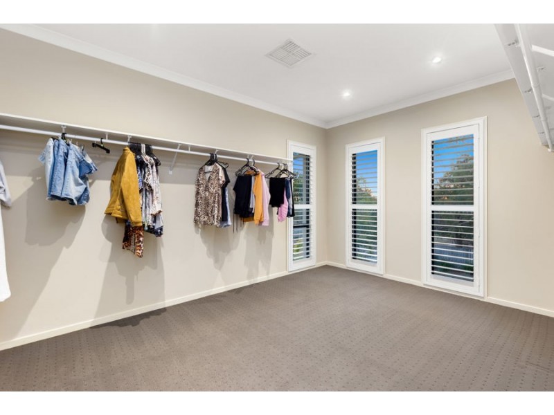 23 Senden Crescent, Manly West QLD 4179