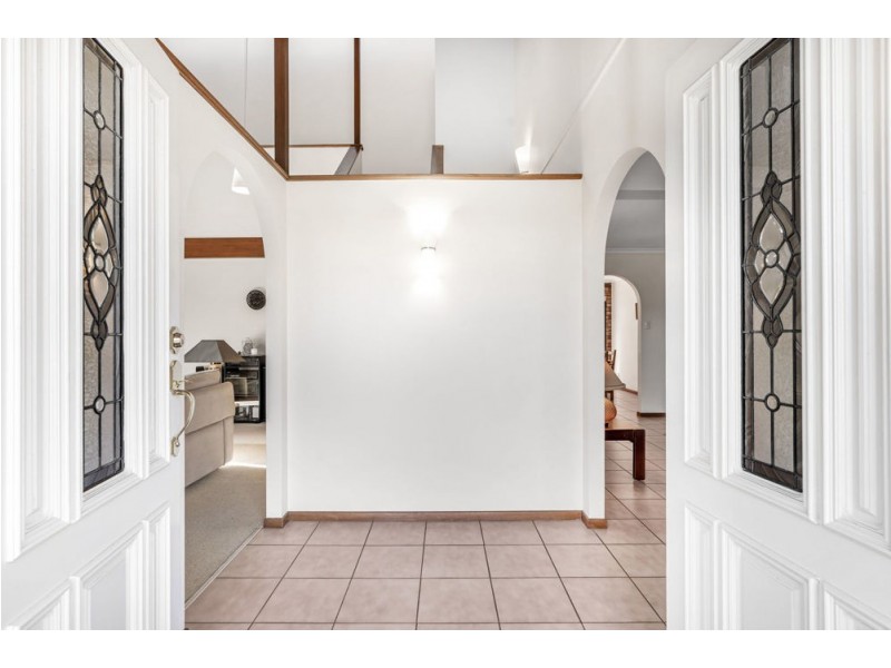 8C Tralee Street, Manly West QLD 4179