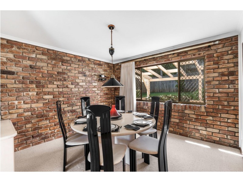 8C Tralee Street, Manly West QLD 4179
