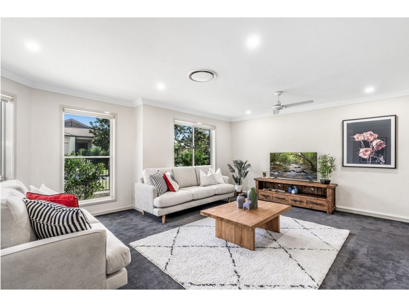 21 Figtree Place, Wakerley QLD 4154