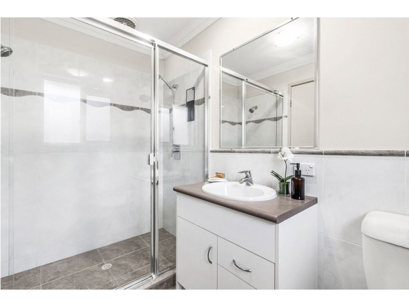 21 Figtree Place, Wakerley QLD 4154