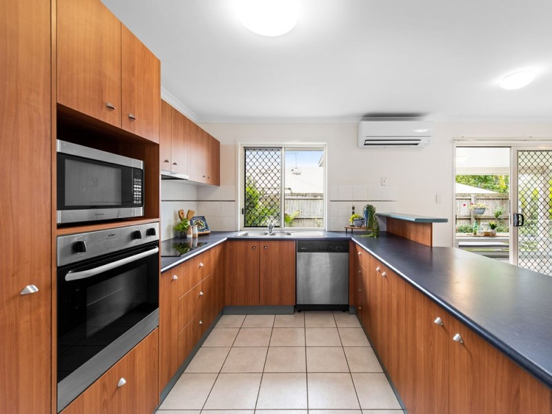 33/8 Zahner Place, Manly West QLD 4179