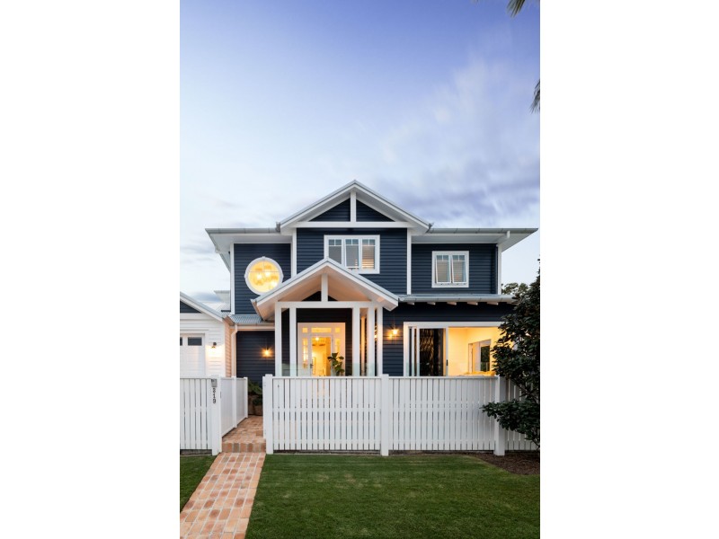 319 Upper Esplanade, Manly QLD 4179