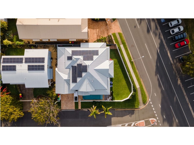 319 Upper Esplanade, Manly QLD 4179