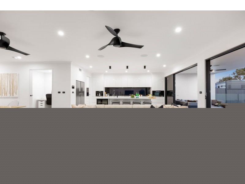 23 Chesterfield Street, Gumdale QLD 4154