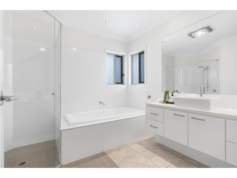 36 Gumdale Street, Wakerley QLD 4154