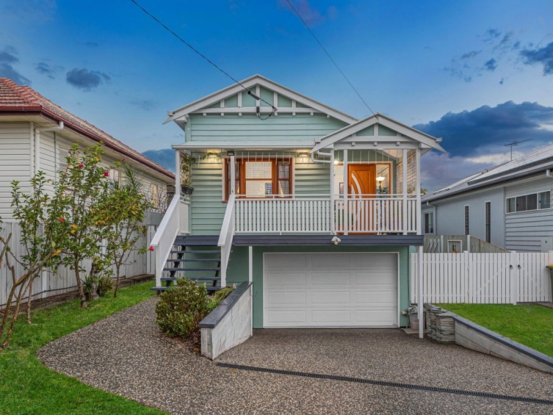 14 Manin Street, Wynnum QLD 4178