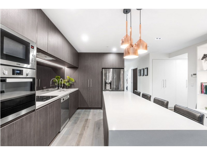 1206/70 Longland Street, Newstead QLD 4006