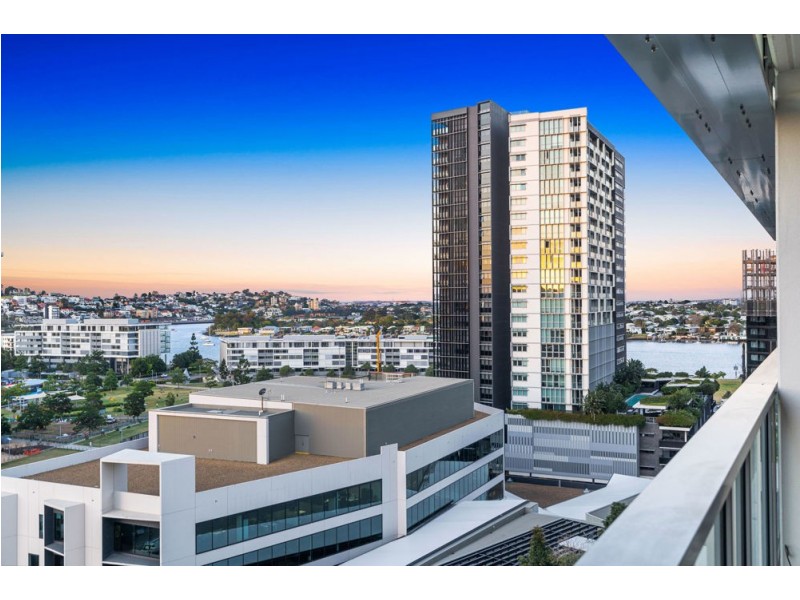 1206/70 Longland Street, Newstead QLD 4006