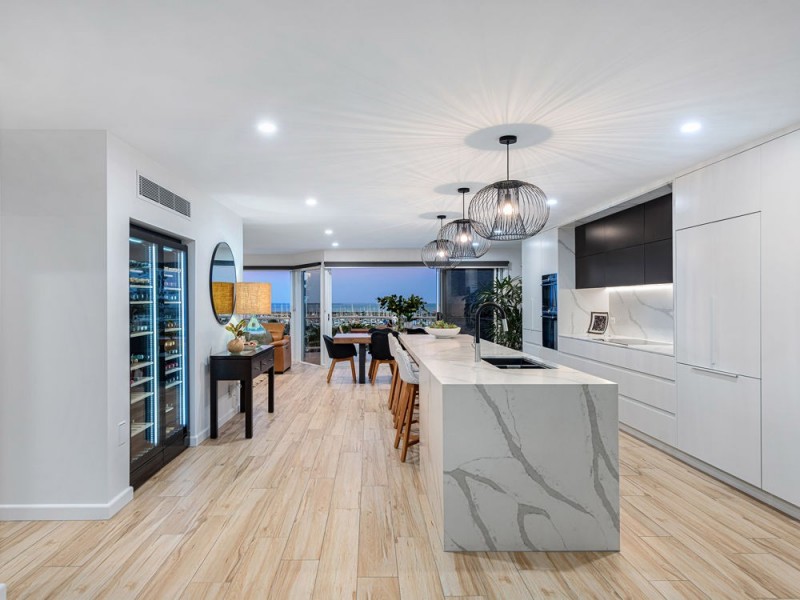 561 Royal Esplanade, Manly QLD 4179