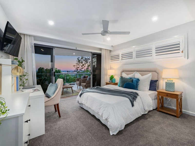 561 Royal Esplanade, Manly QLD 4179