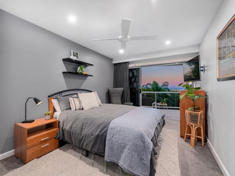 561 Royal Esplanade, Manly QLD 4179