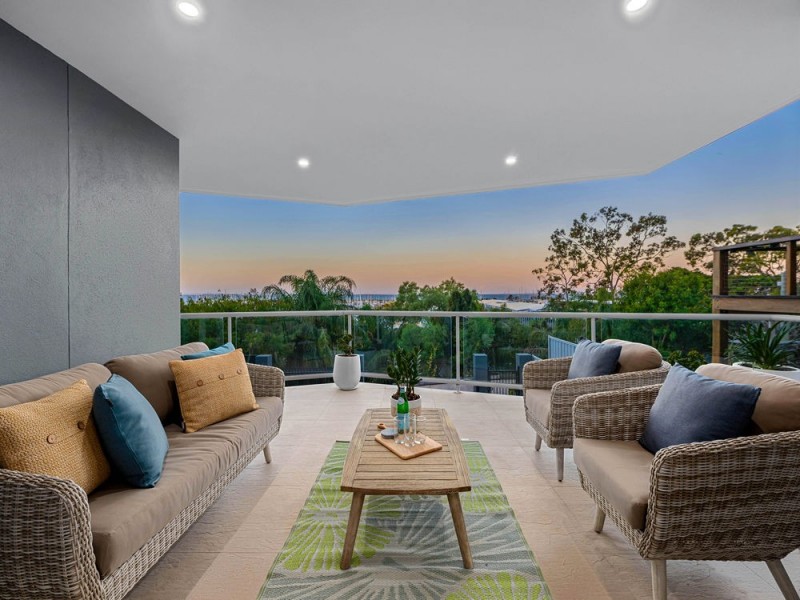 561 Royal Esplanade, Manly QLD 4179