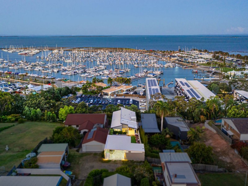 561 Royal Esplanade, Manly QLD 4179