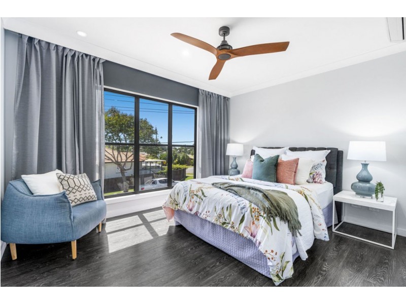 122 Wynnum North Road, Wynnum QLD 4178