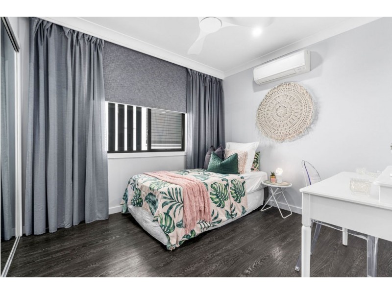 122 Wynnum North Road, Wynnum QLD 4178