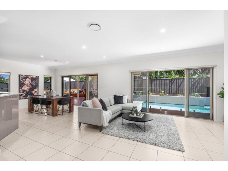 63 Moss Road, Wakerley QLD 4154