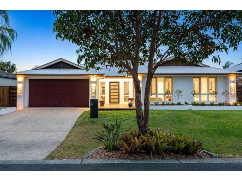 4 Brush Box Place, Wakerley QLD 4154