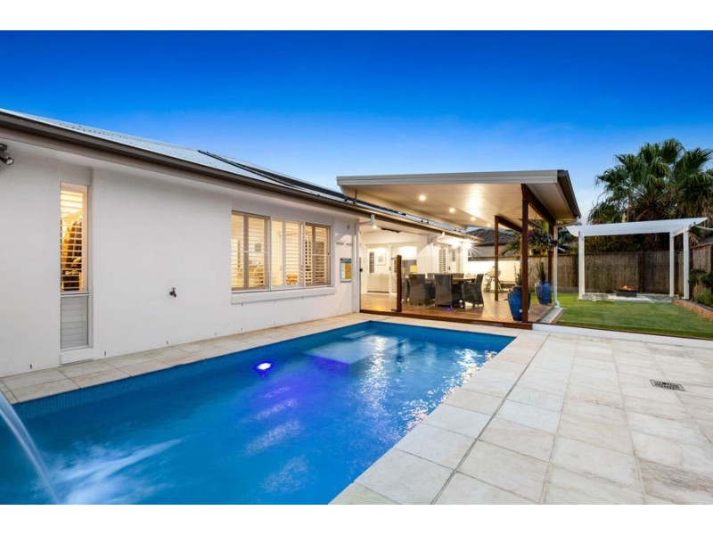 4 Brush Box Place, Wakerley QLD 4154