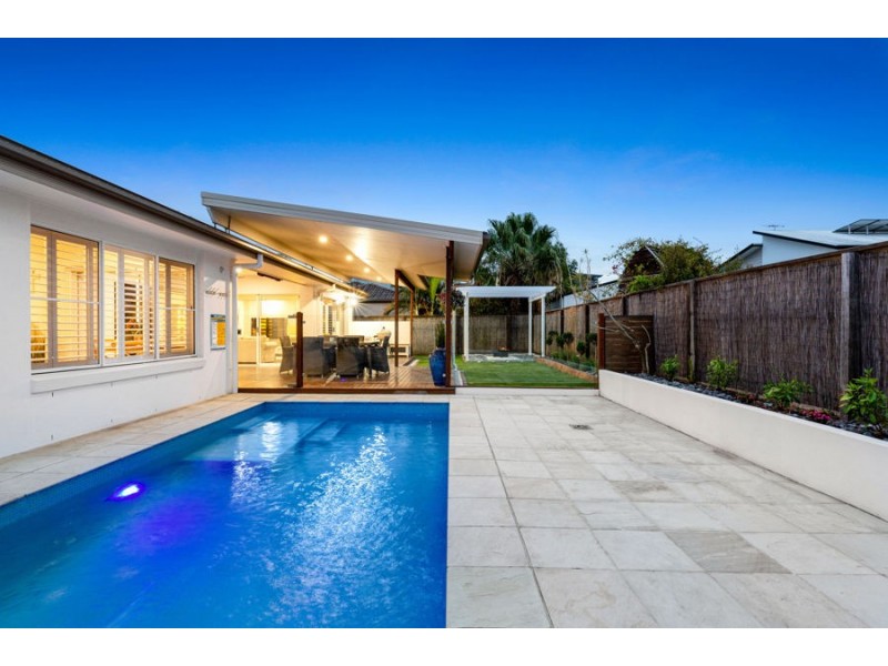 4 Brush Box Place, Wakerley QLD 4154