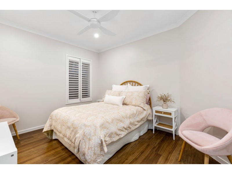 4 Brush Box Place, Wakerley QLD 4154