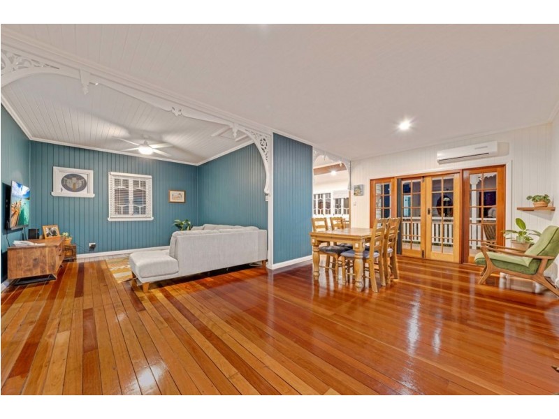 21 Parkview Avenue, Wynnum QLD 4178